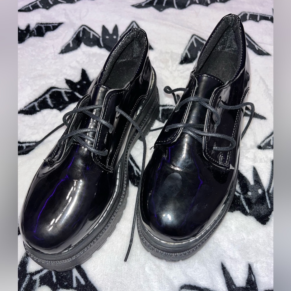 Women's Platforms
